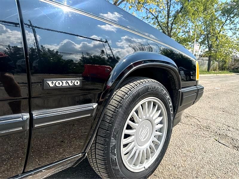 1992 Volvo 900-Series 940 image 46