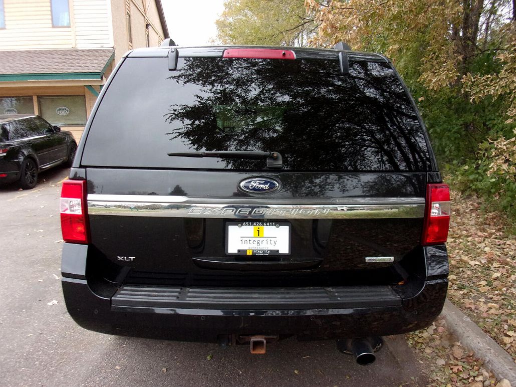 2015 Ford Expedition XLT image 3