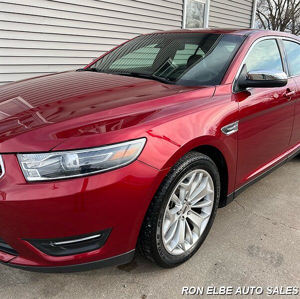 2018 Ford Taurus Limited Edition image 4