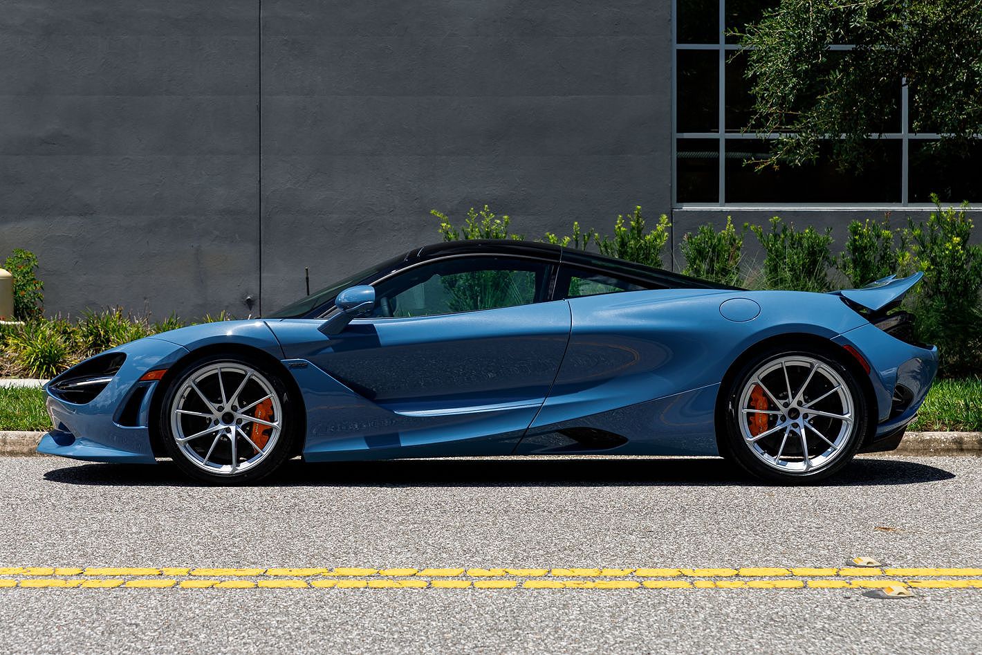 2027 Mclaren 750S