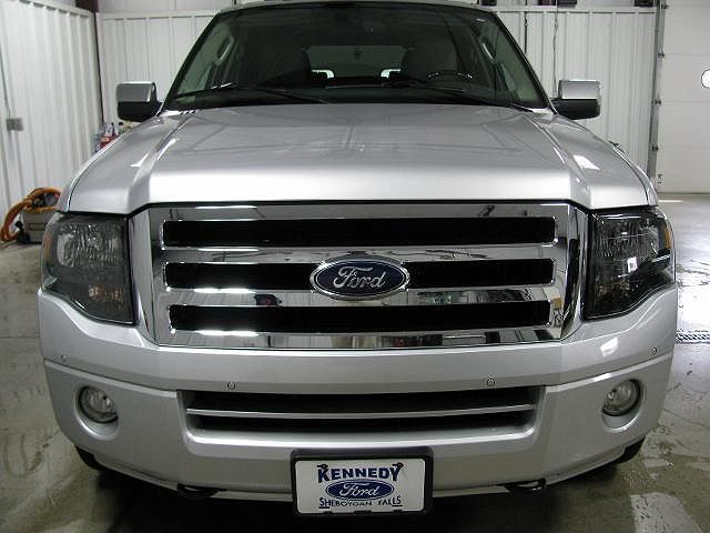 2013 Ford Expedition Limited image 2