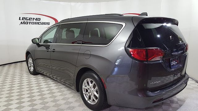 2021 Chrysler Voyager