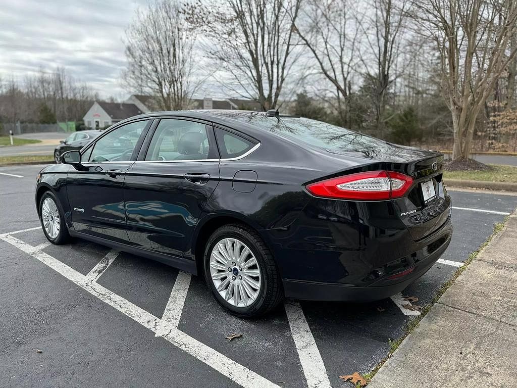 2014 Ford Fusion S image 3