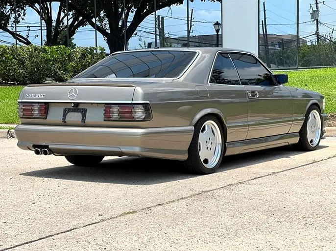 1987 Mercedes-Benz 560