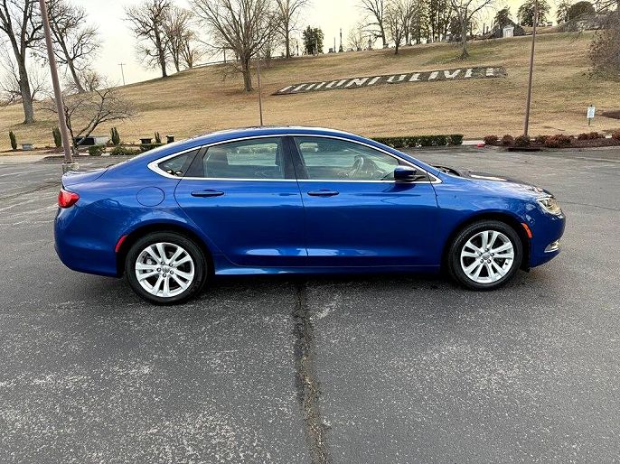 2016 Chrysler 200