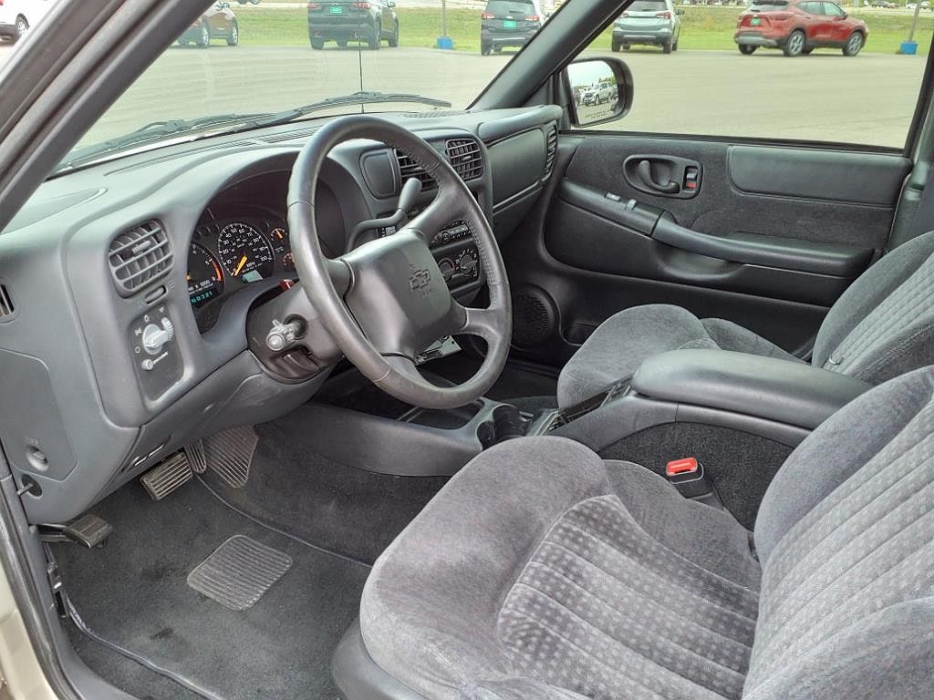 1999 Chevrolet Blazer LS image 5
