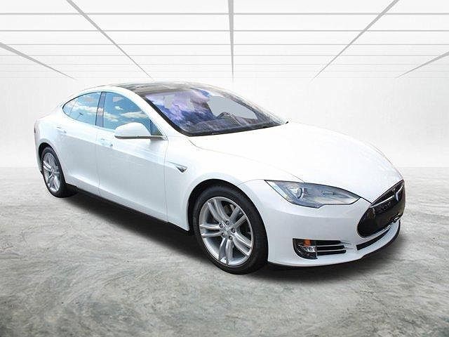 2015 Tesla Model S 70D image 0