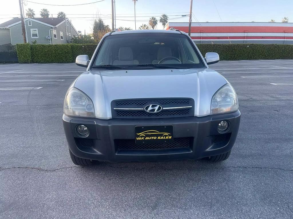 2007 Hyundai Tucson SE image 2