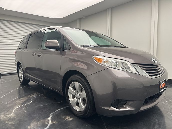 2015 Toyota Sienna