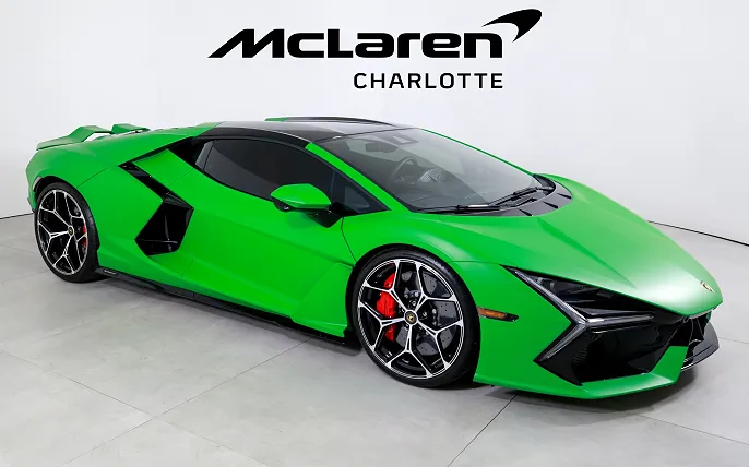 2024 Lamborghini Revuelto