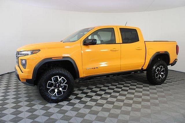 2025 GMC Canyon