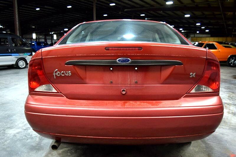 2002 Ford Focus SE image 3