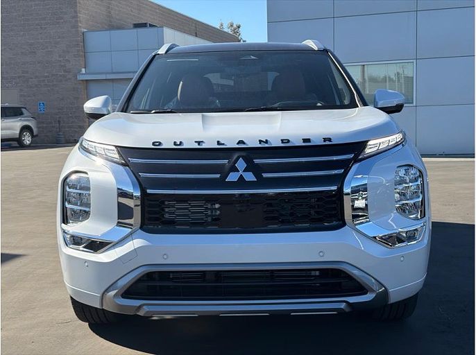 2026 Mitsubishi Outlander