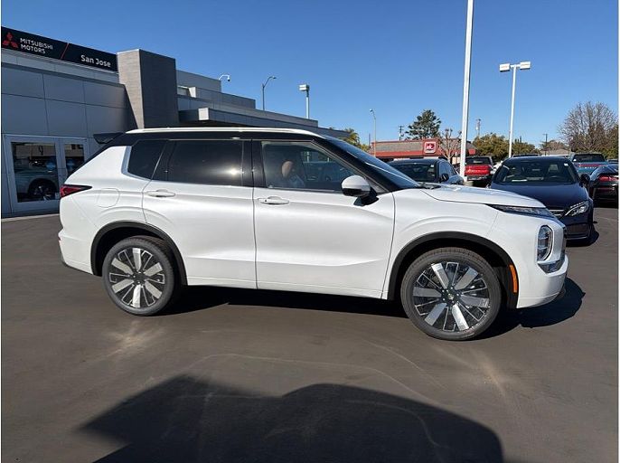 2026 Mitsubishi Outlander