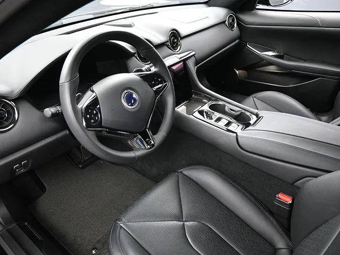 2025 Karma Revero