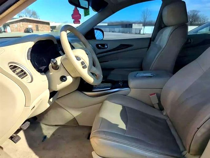 2013 Infiniti JX35
