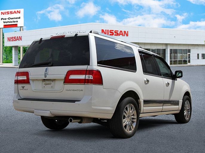 2010 Lincoln Navigator L