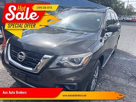 2017 Nissan Pathfinder