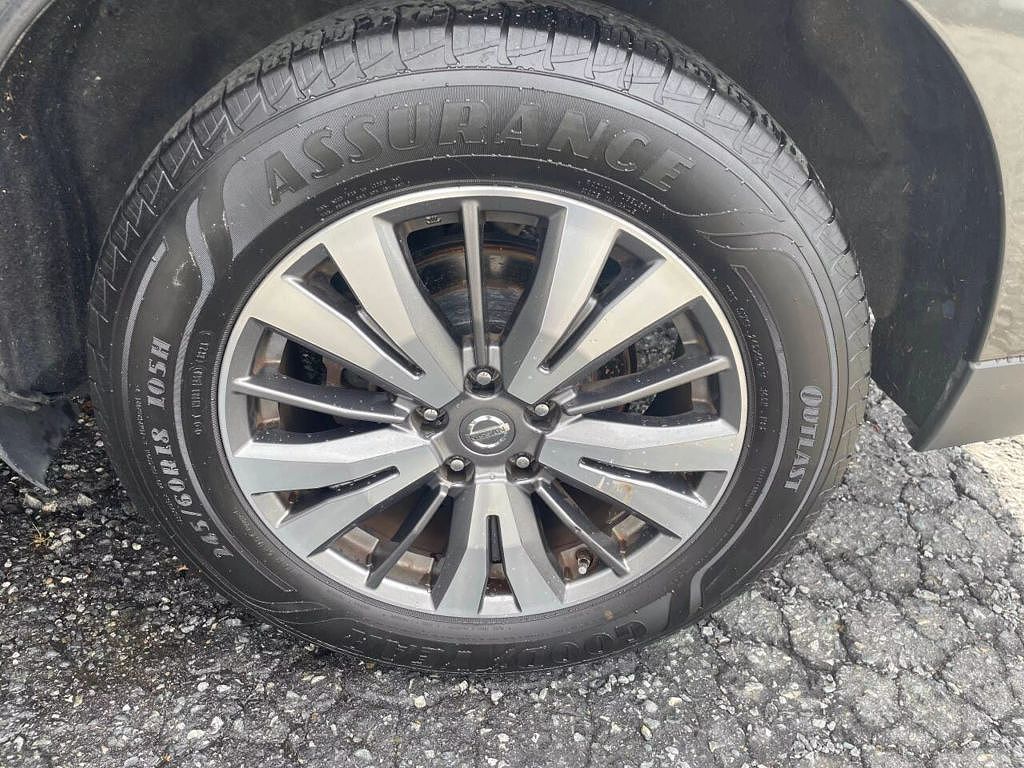 2017 Nissan Pathfinder