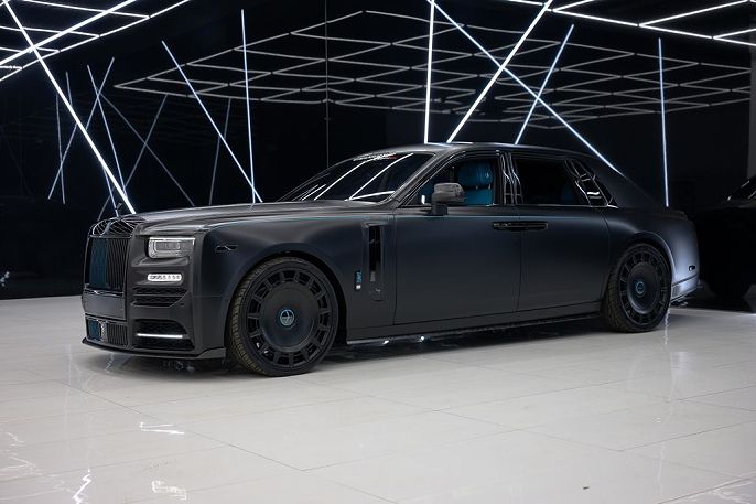 2023 Rolls-Royce Phantom