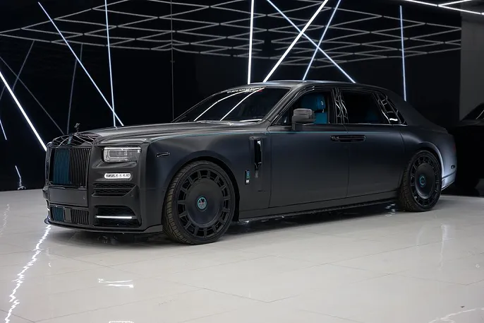 2023 Rolls-Royce Phantom