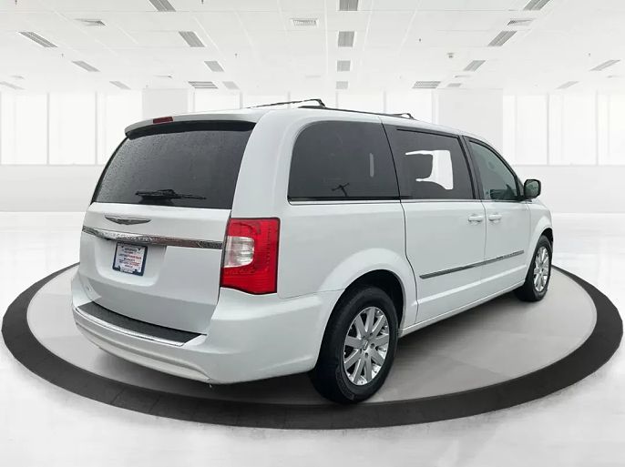 2016 Chrysler Town & Country