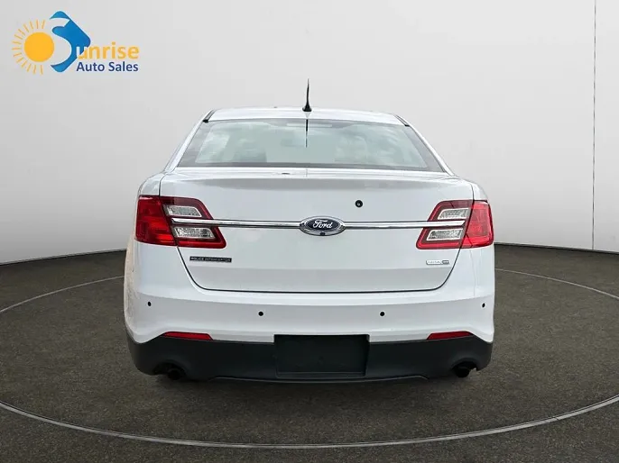 2016 Ford Taurus