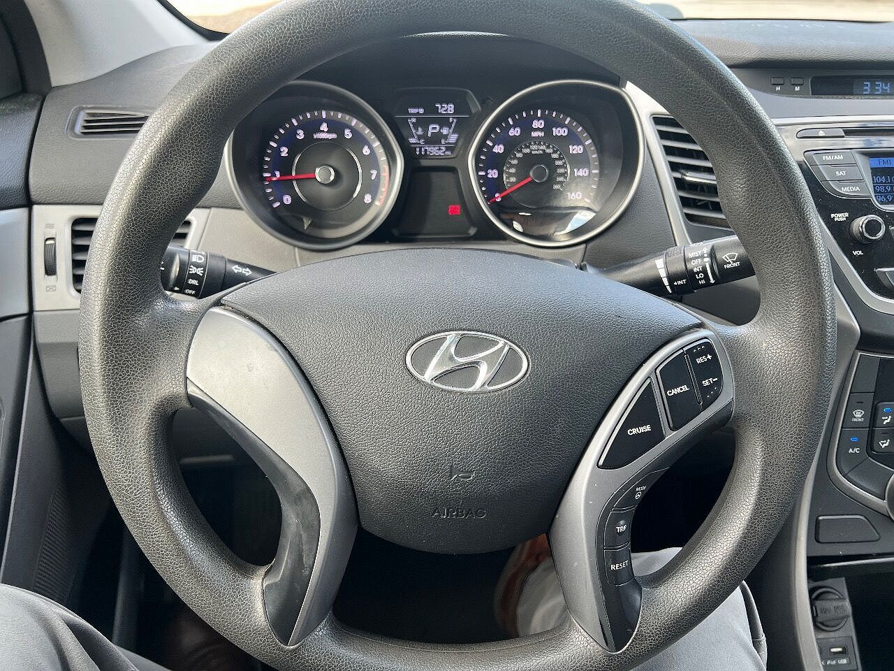 2015 Hyundai Elantra SE image 14