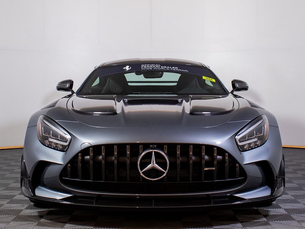 2021 Mercedes-Benz AMG GT Black Series image 1