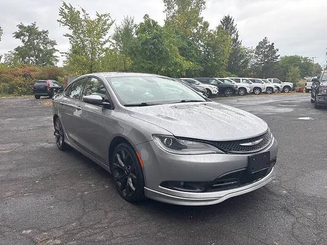 2016 Chrysler 200