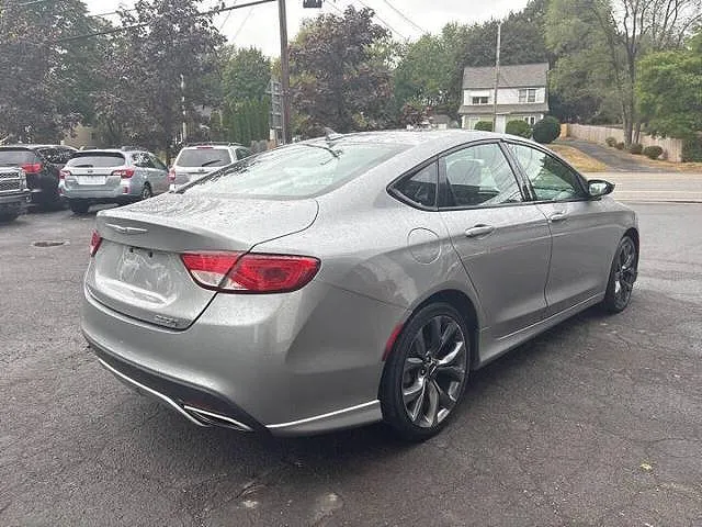2016 Chrysler 200