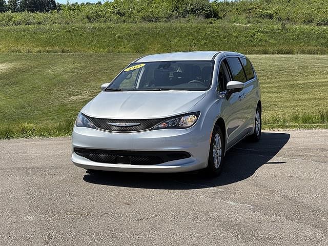 2023 Chrysler Voyager
