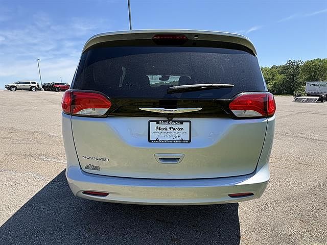 2023 Chrysler Voyager