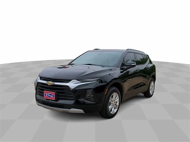 2022 Chevrolet Blazer LT2 image 2