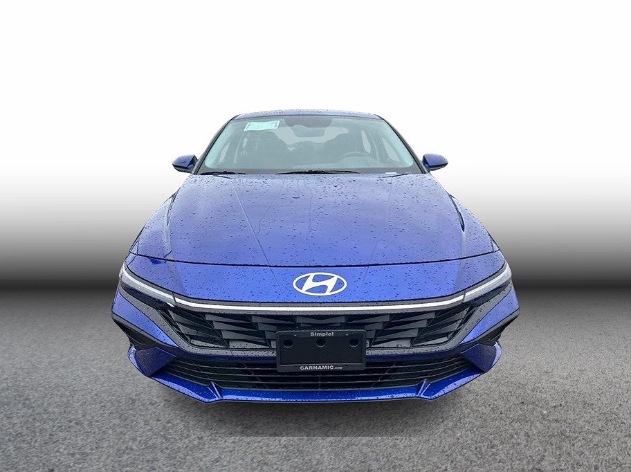 2024 Hyundai Elantra Blue image 1