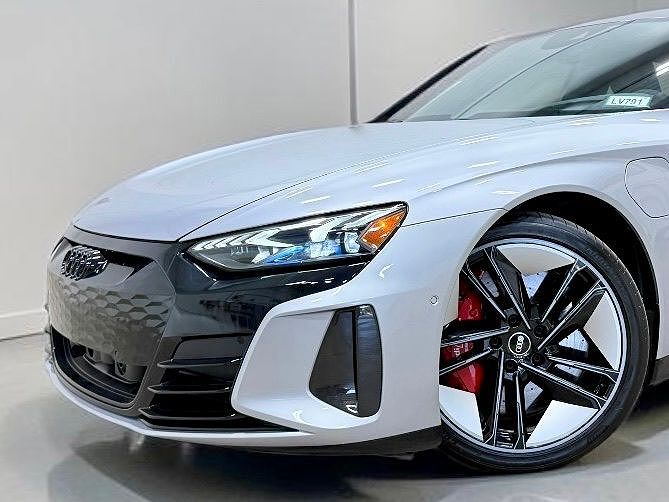 2022 Audi e-tron GT