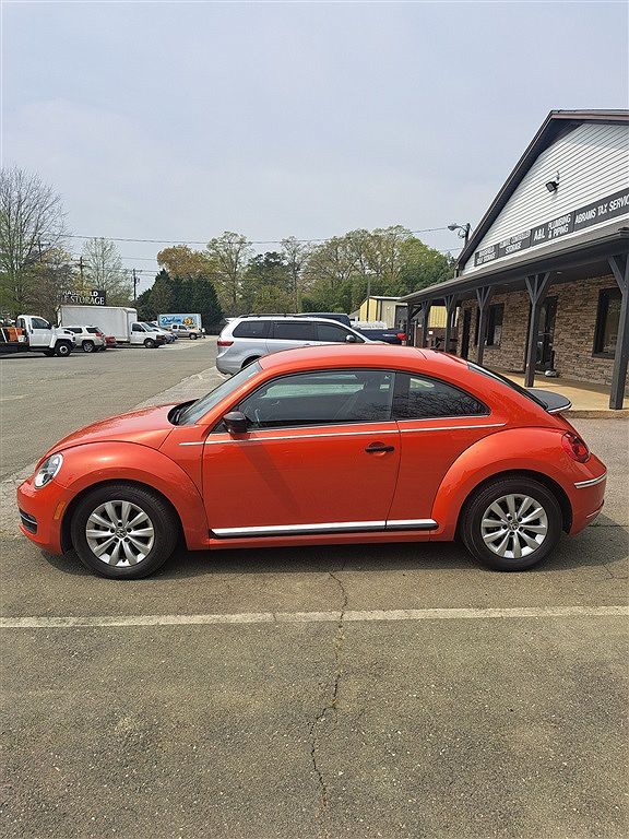 2016 Volkswagen Beetle Fleet Edition image 4