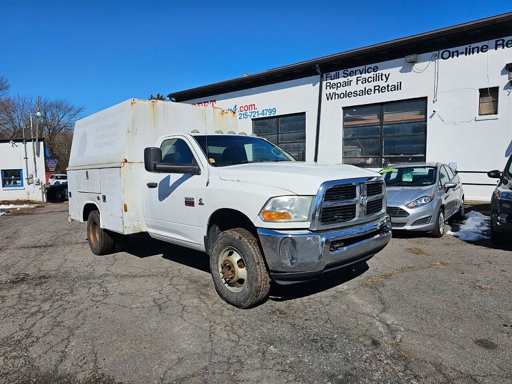 2012 Ram 3500 SLT image 0