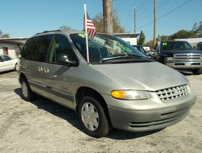 2000 plymouth voyager for hot sale sale