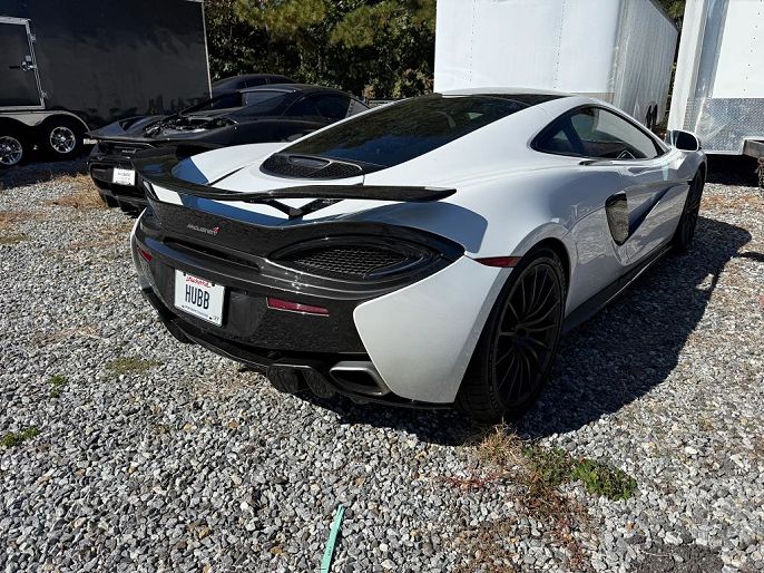 2017 Mclaren 570GT