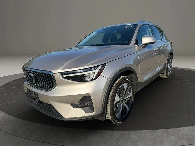 2024 Volvo XC40