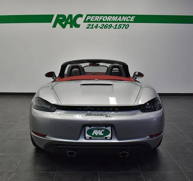 2022 Porsche 718 Boxster