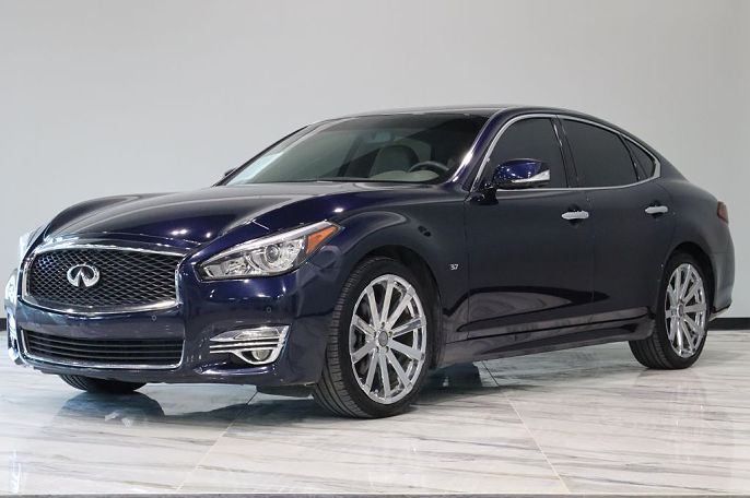 2019 Infiniti Q70