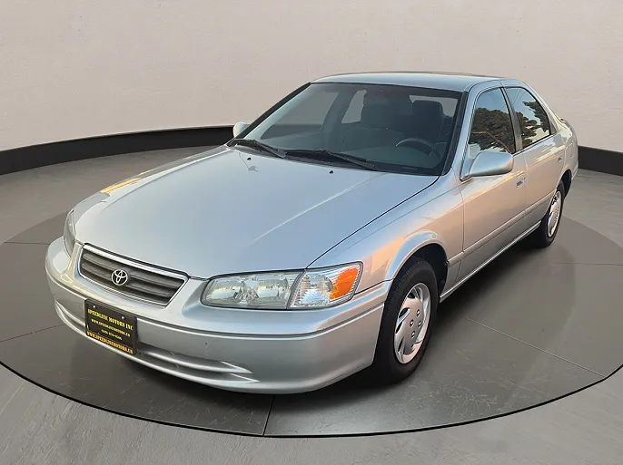 2000 Toyota Camry