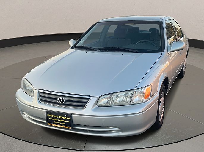 2000 Toyota Camry