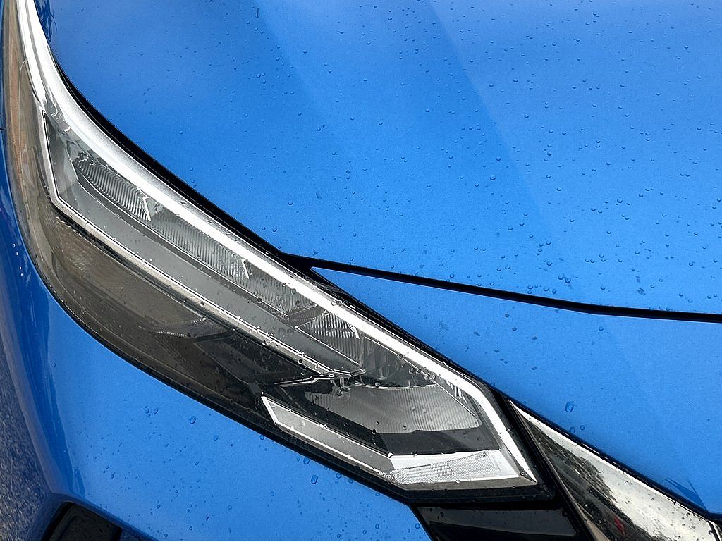 2021 Nissan Sentra SR image 1