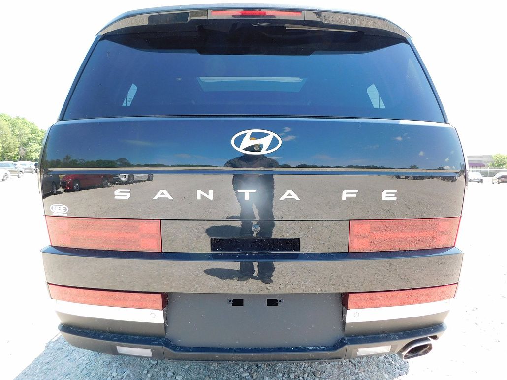 2024 Hyundai Santa Fe Limited Edition image 5