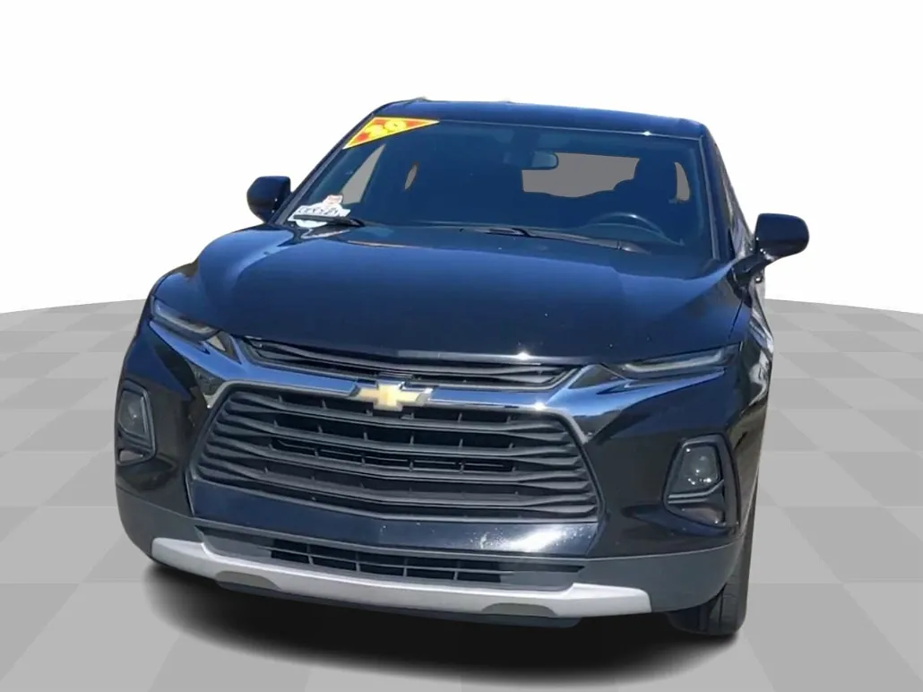 2020 Chevrolet Blazer LT2 image 2