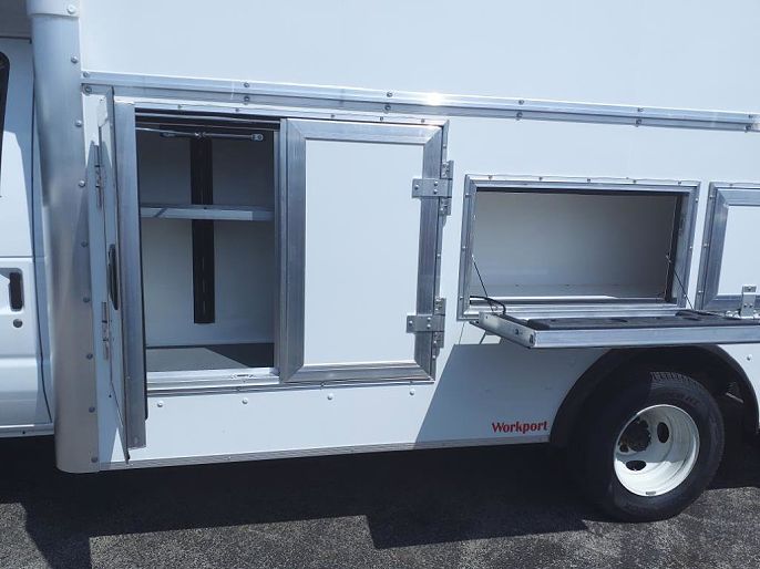 2025 Ford Econoline