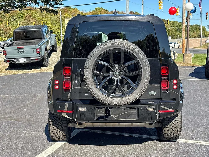 2023 Land Rover Defender